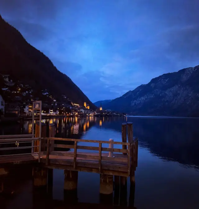 Here’s highlights from the day trip through half of Austria for the main grid feed. #melk #hallstatt #salzburg #austria #vienna #wien #melkabbey #soundofmusic #thehillsarealive