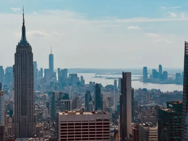 Highlights from Mom and Dad's visit, exploring NYC like a tourist. More photos coming soon to the stories feed. #topoftherock #themet #ghostbusters #nycfood